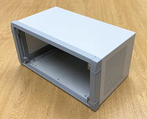 Special height, width and depth Unimet case with ventilation.