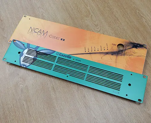 Digital printing on front and rear panels.